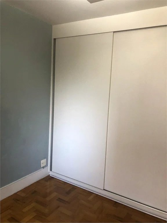 Sala à venda em Vila Suzana, São Paulo, SP