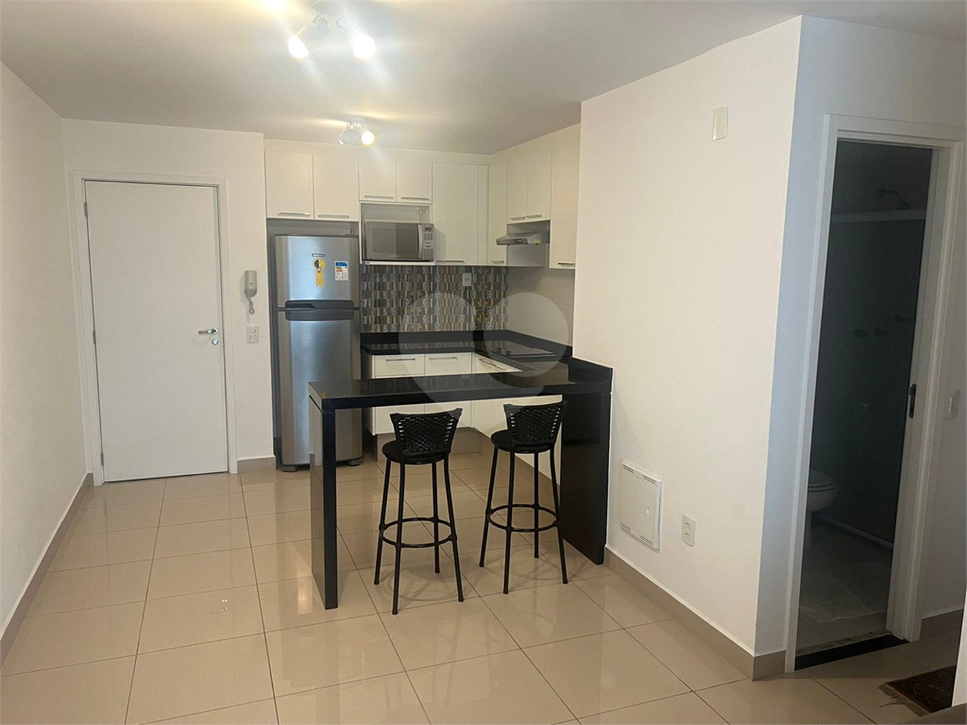 Apartamento à venda com 2 quartos, sendo 1 suíte, em Parque Industrial Tomas Edson, São Paulo, SP