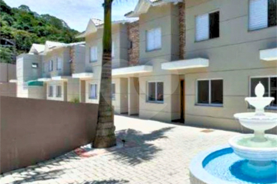 Casa à venda com 2 quartos, sendo 1 suíte,  no condomínio Reserva da Cantareira, São Paulo - SP