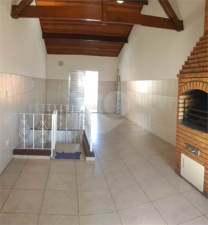 Sobrado à venda com 2 quartos, sendo 1 suíte, em Tremembé, São Paulo, SP