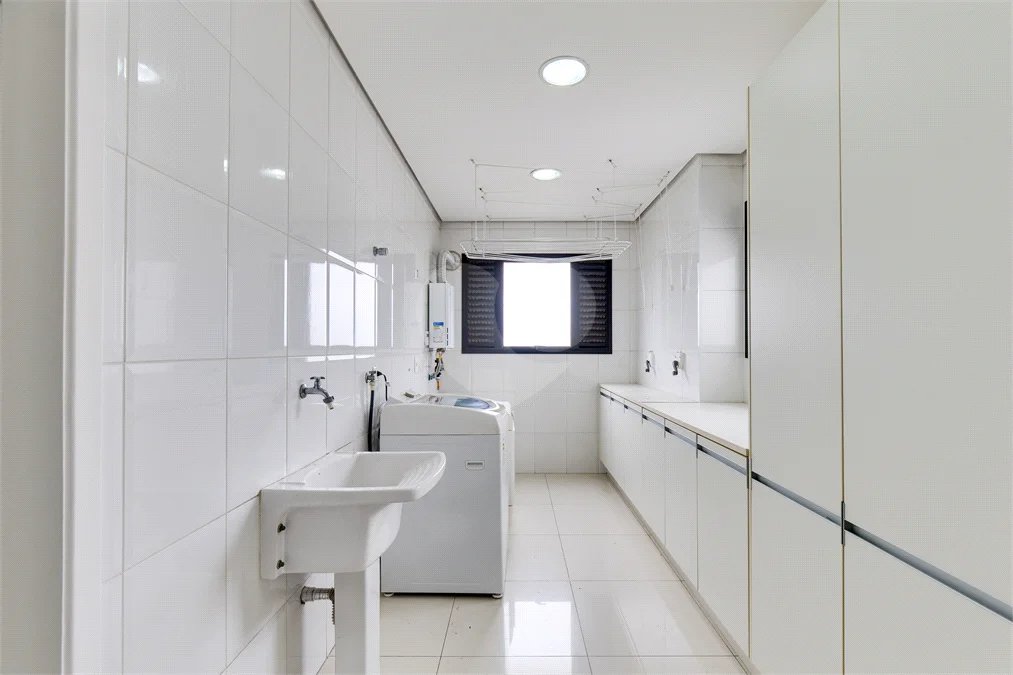 Apartamento à venda ou para alugar com 4 suítes em Alto da Boa Vista, São Paulo, SP