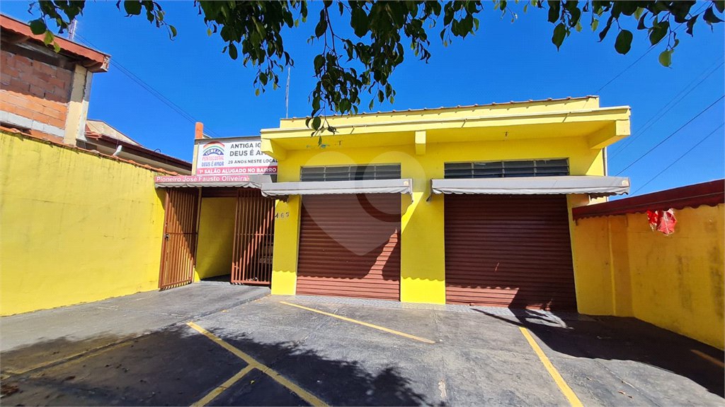 Casa à venda com 5 quartos em Ivoturucaia, Jundiaí, SP