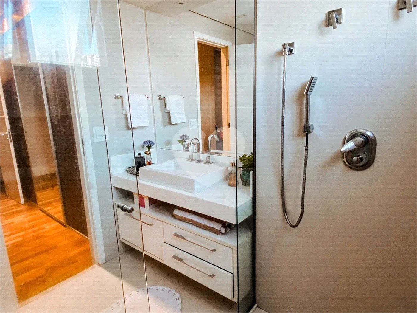 Apartamento à venda com 3 suítes em Santana, São Paulo, SP