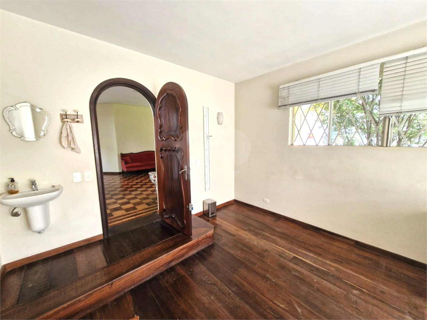 Casa Térrea à venda com 5 quartos em Jardim Petrópolis, São Paulo, SP