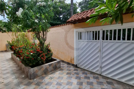 Casa Térrea à venda com 4 quartos, sendo 1 suíte, em Campo Grande, Rio de Janeiro, RJ
