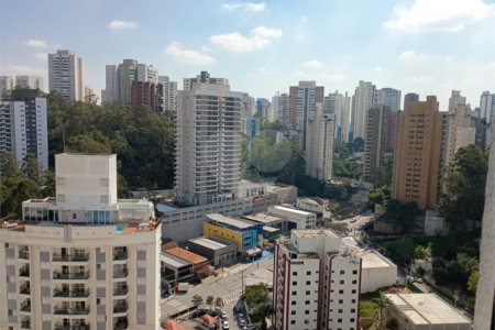 Apartamento à venda ou para alugar com 4 quartos, sendo 1 suíte,  em Vila Andrade, São Paulo, SP