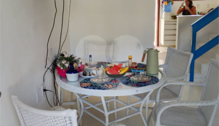 Duplex à venda com 2 suítes,  em Taperapuan, Porto Seguro, BA