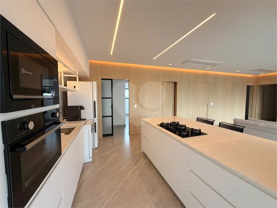 Apartamento para alugar com 2 suítes em Alto da Boa Vista, São Paulo, SP