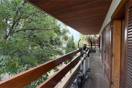 Casa à venda com 5 quartos, sendo 2 suítes,  no condomínio Village D'avignon, Sorocaba - SP