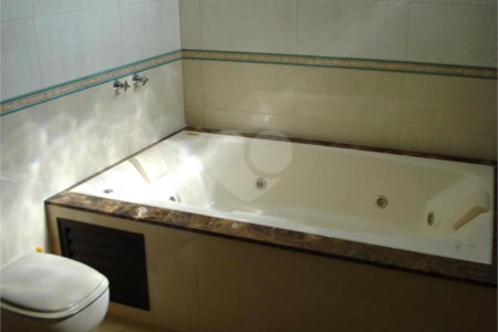 Casa à venda com 3 suítes no condomínio Fazenda Imperial, Sorocaba - SP