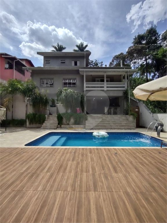 Casa à venda ou para alugar com 3 suítes no condomínio Vinhas da Vista Alegre - Lado Café, Vinhedo - SP