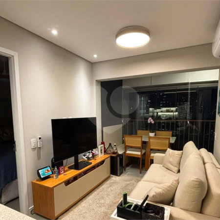 Apartamento à venda com 2 quartos, sendo 1 suíte,  em Santo Amaro, São Paulo, SP