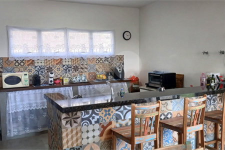 Casa à venda com 3 quartos, sendo 2 suítes, no condomínio Altos de São Roque, São Roque - SP