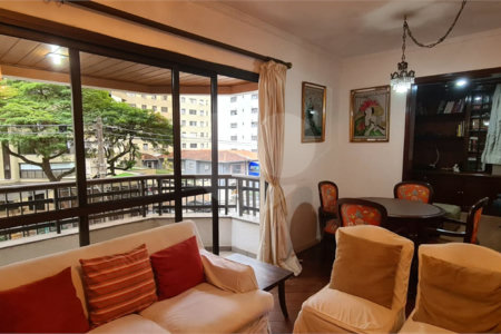 Apartamento à venda com 3 quartos, sendo 1 suíte,  em Indianópolis, São Paulo, SP