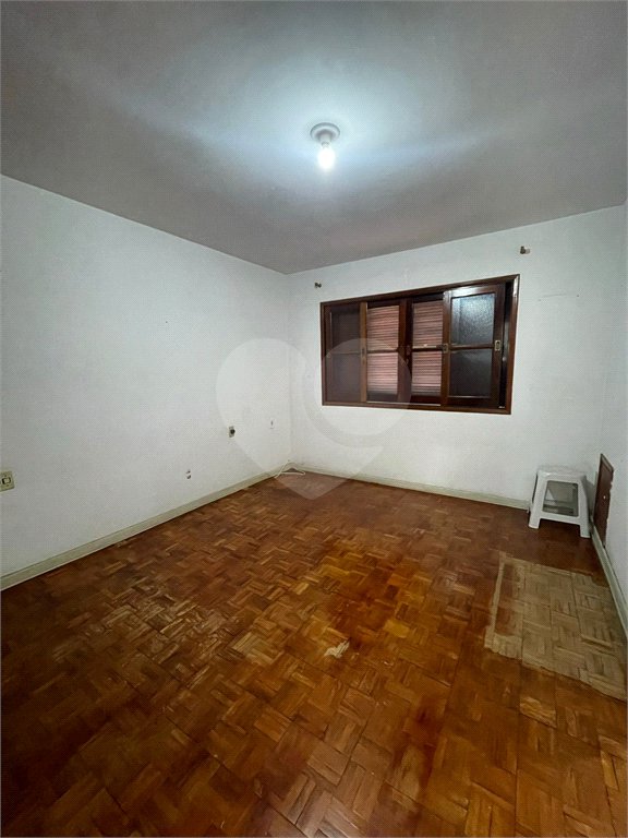 Sobrado à venda com 5 quartos, sendo 2 suítes,  em Vila Oliveira, Mogi das Cruzes, SP
