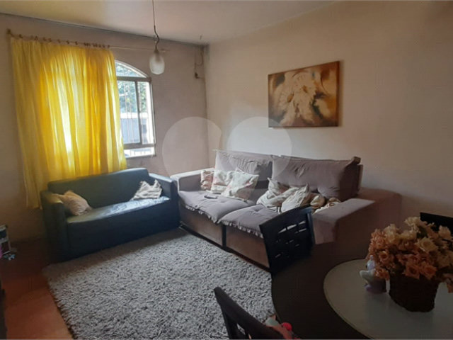 Sobrado à venda com 2 quartos em Tremembé, São Paulo, SP