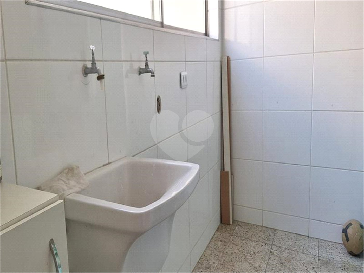 Apartamento à venda com 3 quartos, sendo 1 suíte, em Indianópolis, São Paulo, SP