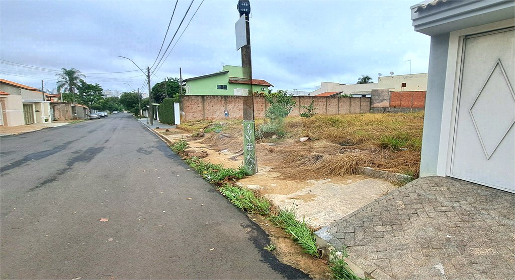 Terreno Amplo e Bem Localizado no Planalto Paraíso em São Carlos