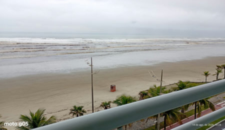 Apartamento Frente Mar em Solemar – Praia Grande