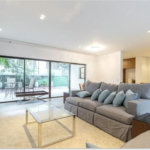 Casa de Condomínio com 3 Quartos e 3 banheiros à Venda, 100 m² por R$ 585.000 - Aceita Permuta