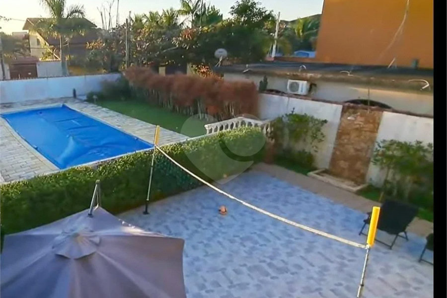 Belíssima casa com 04 dormitórios em Itanhaém