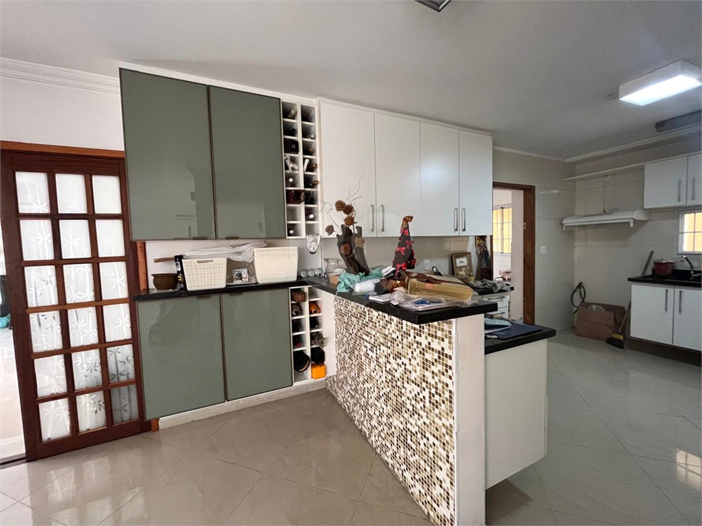 Sobrado à venda com 4 quartos, sendo 1 suíte,  em Vila Cordeiro, São Paulo, SP