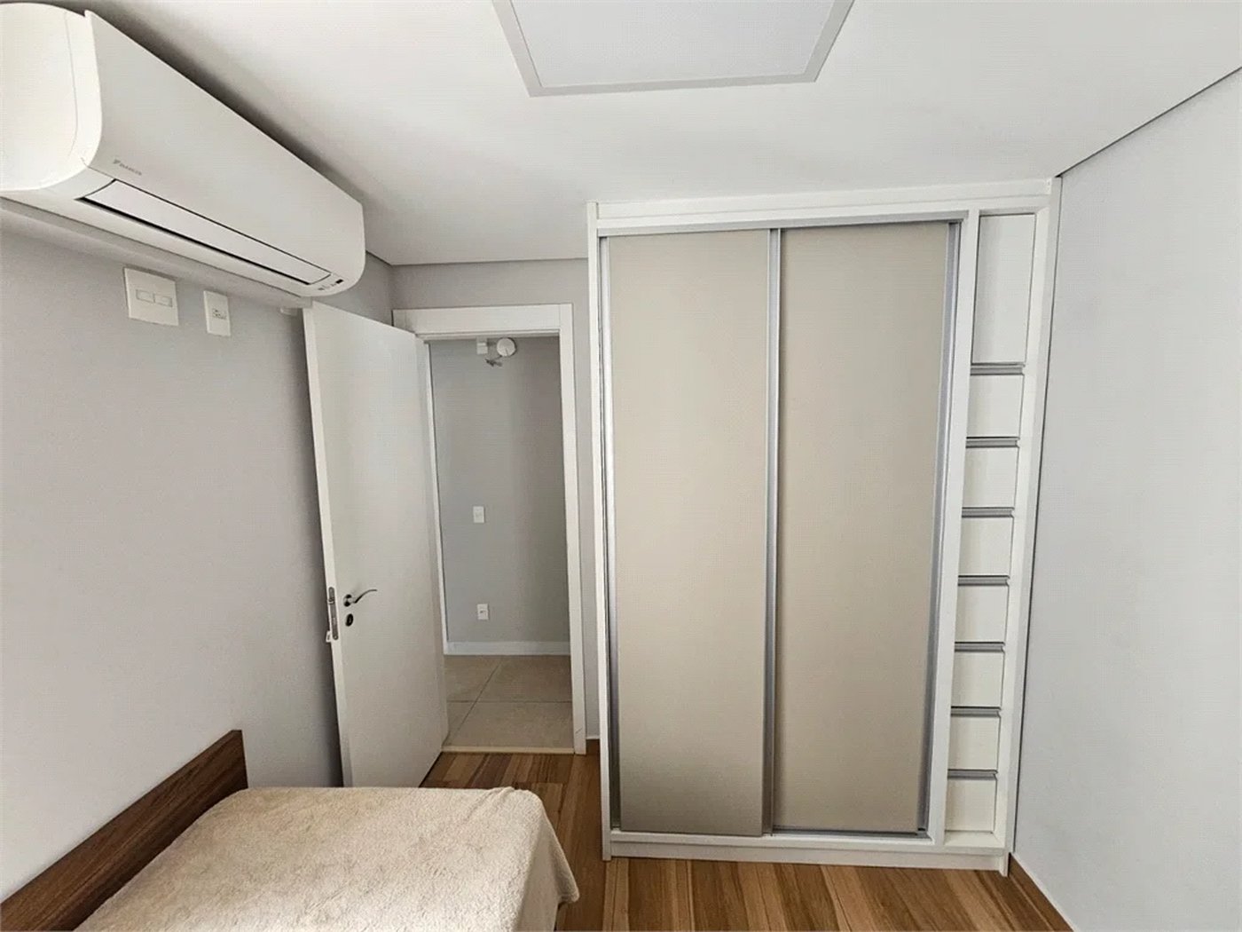 Apartamento à venda com 3 quartos, sendo 1 suíte, em Jardim Caboré, São Paulo, SP