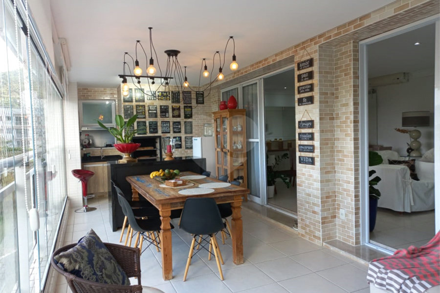 Apartamento à venda ou para alugar com 3 suítes em Enseada, Guarujá, SP