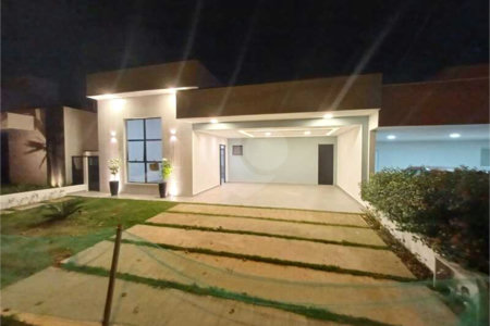 Casa à venda com 3 suítes no condomínio Residencial Alto de Itaici, Indaiatuba - SP