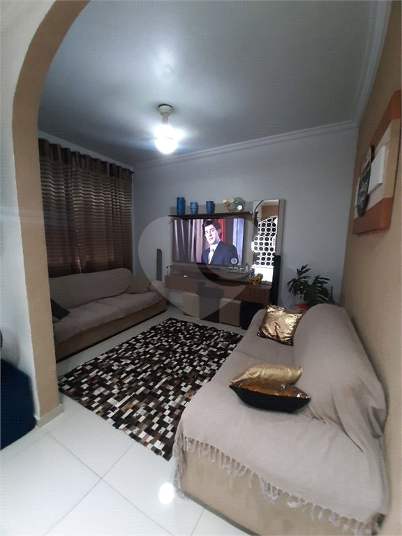 Casa à venda com 4 quartos, sendo 1 suíte, em Senador Camará, Rio de Janeiro, RJ