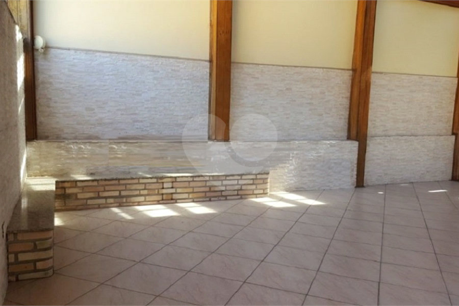 Casa Térrea à venda com 4 quartos, sendo 1 suíte, em Vila Medeiros, São Paulo, SP