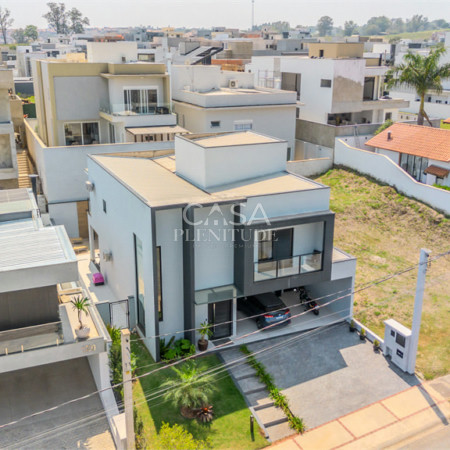 Casa em condomínio à venda com 3 suítes em Chácaras Residenciais Santa Maria, Votorantim, SP