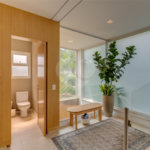 Casa à venda com 3 suítes no condomínio Residencial Canumã, São Paulo - SP