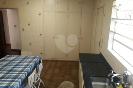 Chácara à venda com 3 quartos, sendo 2 suítes,  no Centro (canguera), São Roque, SP
