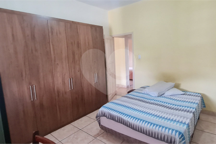 Casa à venda com 3 quartos no Centro, Mairiporã, SP