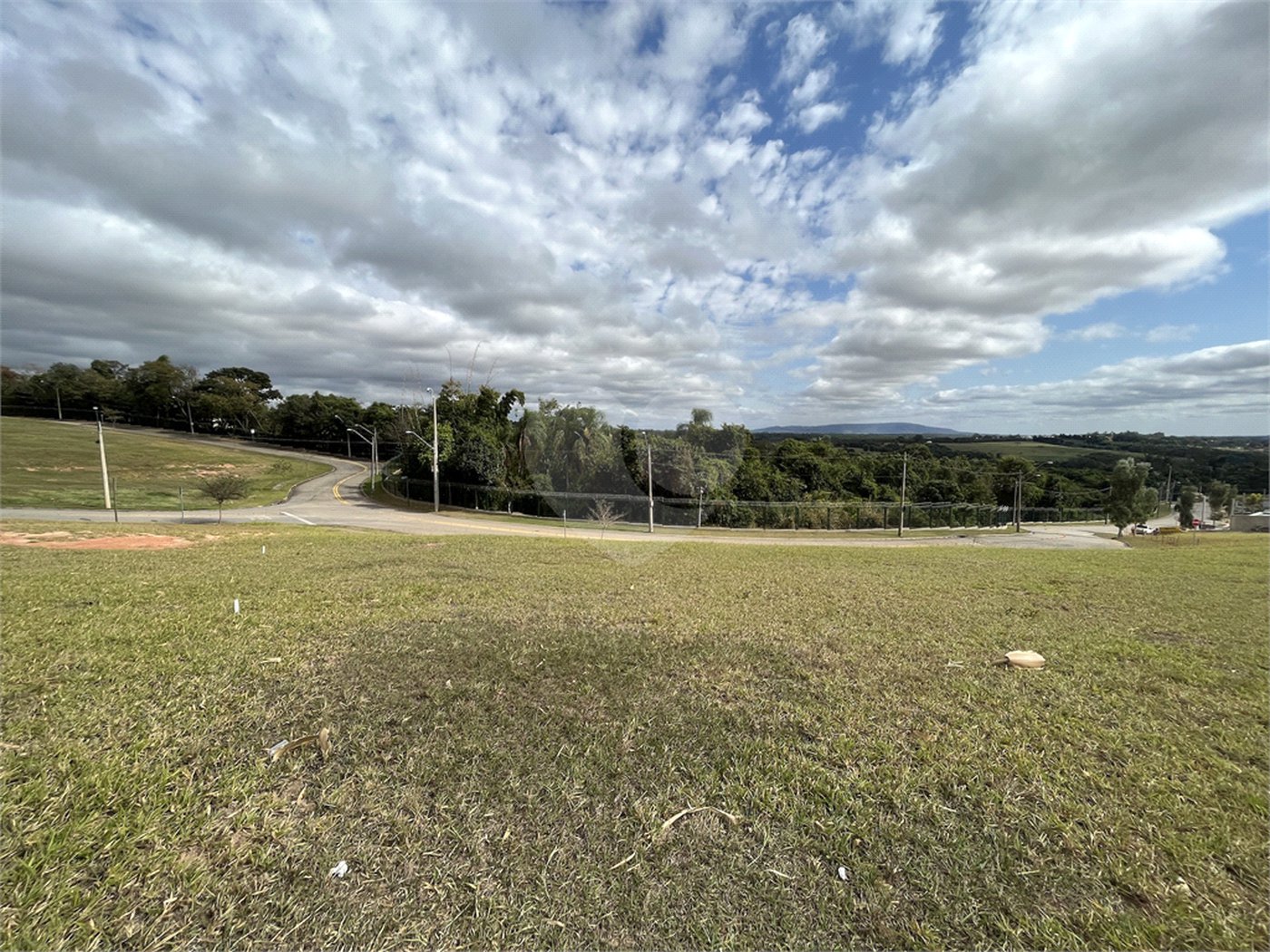 Terreno à venda no condomínio Fazenda Jequitibá, Sorocaba - SP