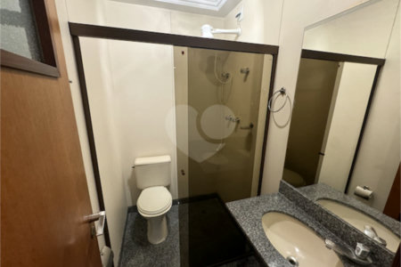 Cobertura à venda ou para alugar com 5 quartos, sendo 4 suítes, em Santo Amaro, São Paulo, SP