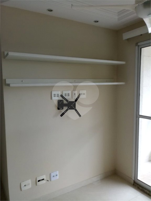 Apartamento à venda com 2 quartos em Vila Anastácio, São Paulo, SP