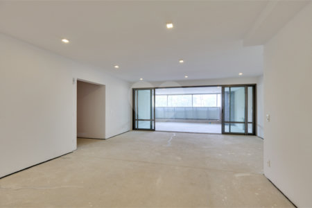 Apartamento à venda com 4 suítes em Campo Belo, São Paulo, SP