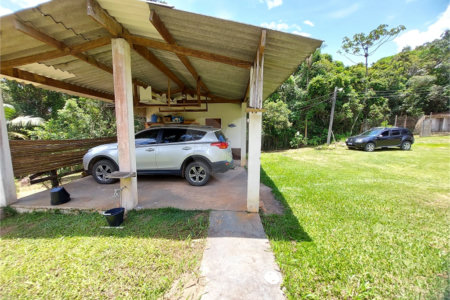 Casa à venda com 4 quartos, sendo 1 suíte, no Centro, Ibiúna, SP