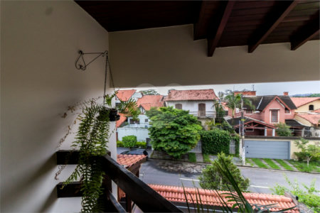 Casa à venda ou para alugar com 5 quartos, sendo 3 suítes, em Independência, São Bernardo do Campo, SP