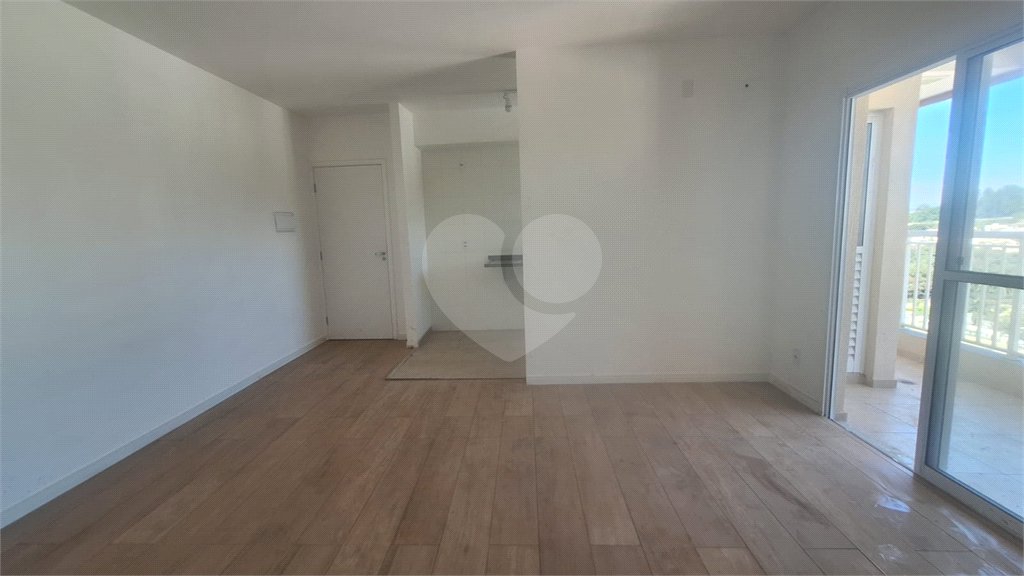 Apartamento à venda ou para alugar com 2 quartos, sendo 1 suíte, em Aparecidinha, Sorocaba, SP
