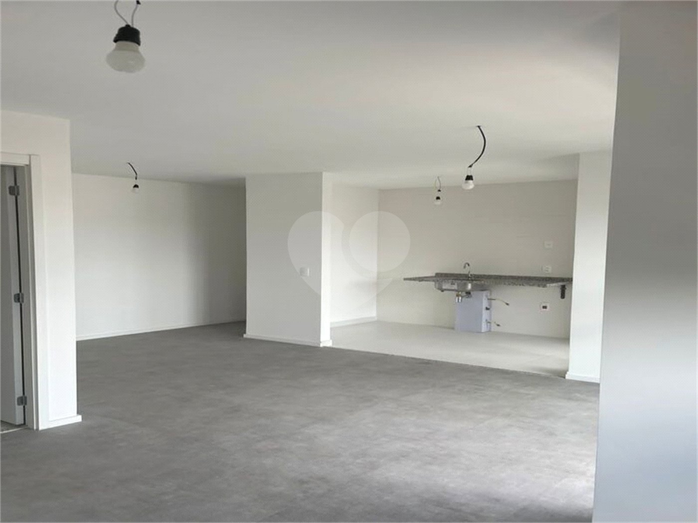 Apartamento à venda com 2 quartos, sendo 1 suíte,  em Vila Anastácio, São Paulo, SP