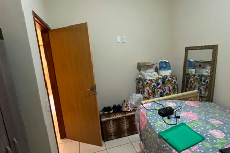 Casa à venda com 2 quartos, sendo 1 suíte,  em Bosque das Araras, Três Lagoas, MS