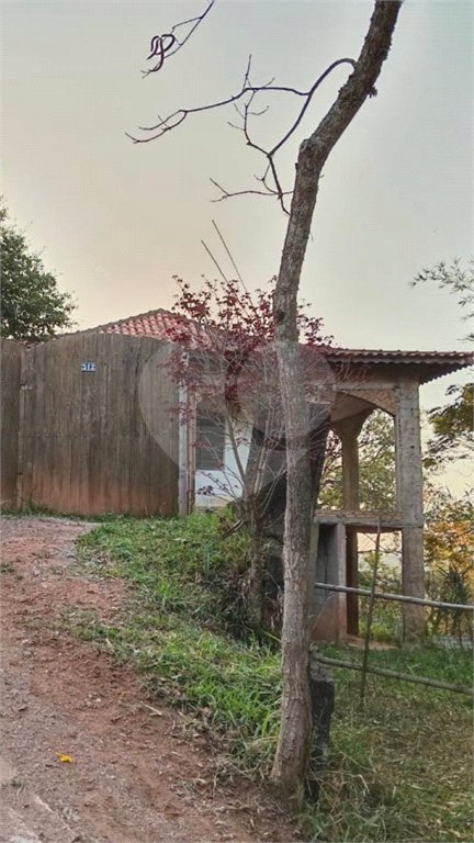 Casa à venda com 2 quartos, sendo 1 suíte, no condomínio Mirante da Mantiqueira I, Mairiporã - SP