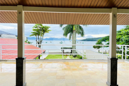 Casa à venda com 5 suítes no Centro, Porto Belo, SC