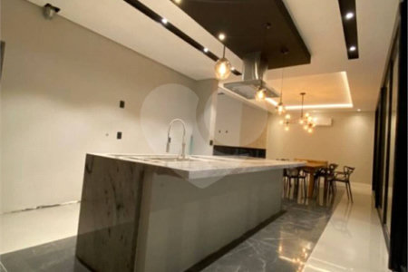Casa à venda com 4 quartos, sendo 2 suítes, no condomínio Alphaville Nova Esplanada 1, Votorantim - SP