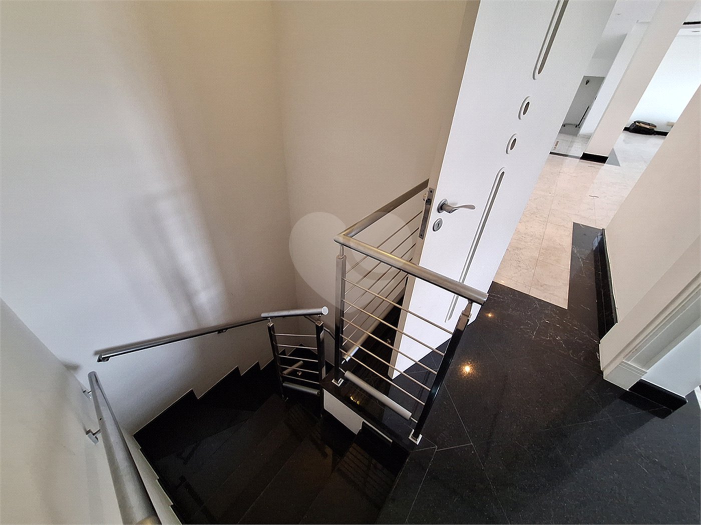 Casa à venda com 4 suítes no condomínio Villagio DI Sopra, São Paulo - SP