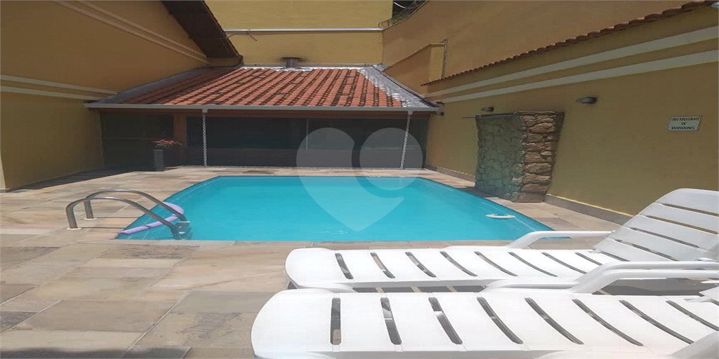 Casa à venda com 3 quartos, sendo 1 suíte, no condomínio Horto Residence, São Paulo - SP