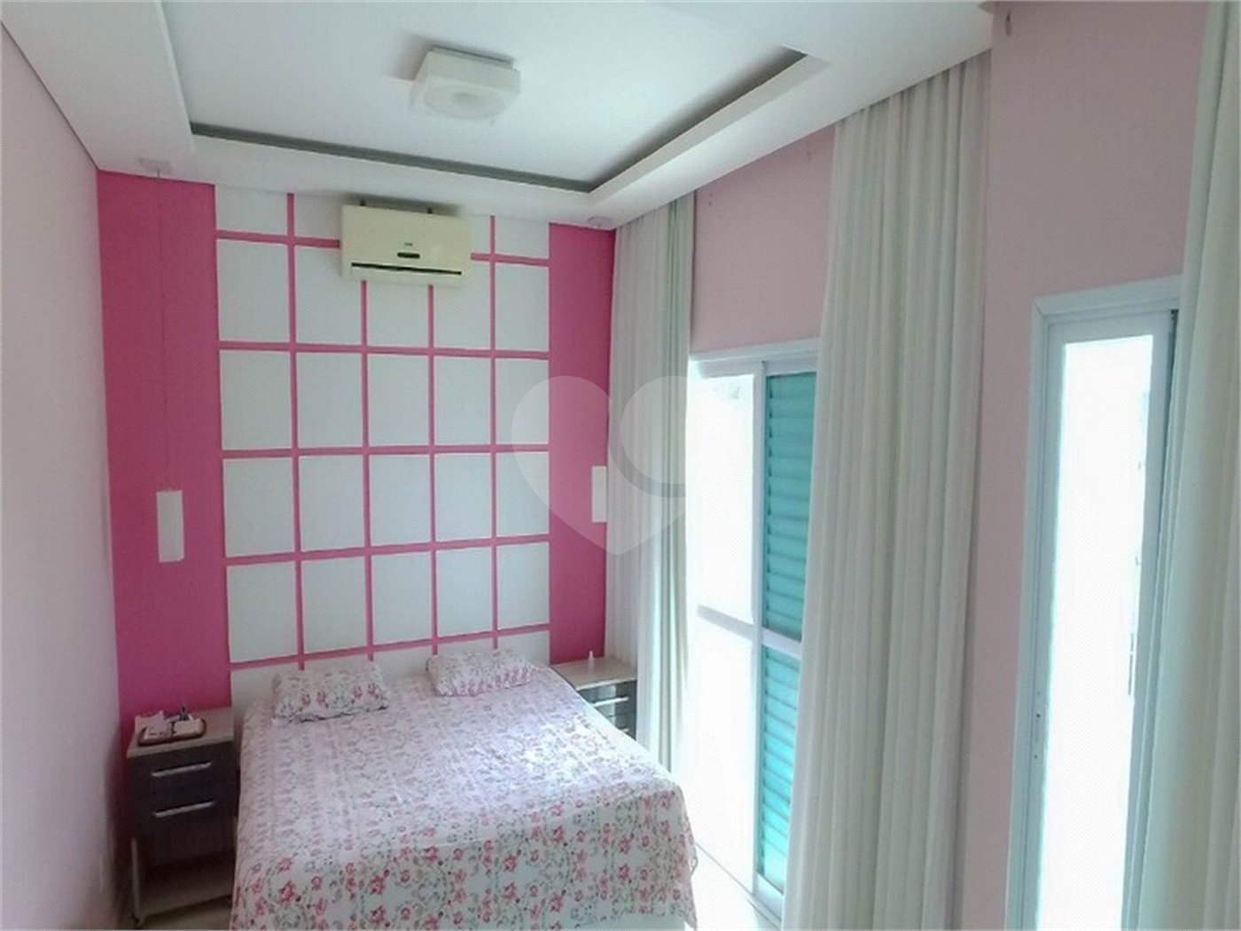 Casa à venda com 3 quartos, sendo 1 suíte, no condomínio Belvedere 2, Votorantim - SP